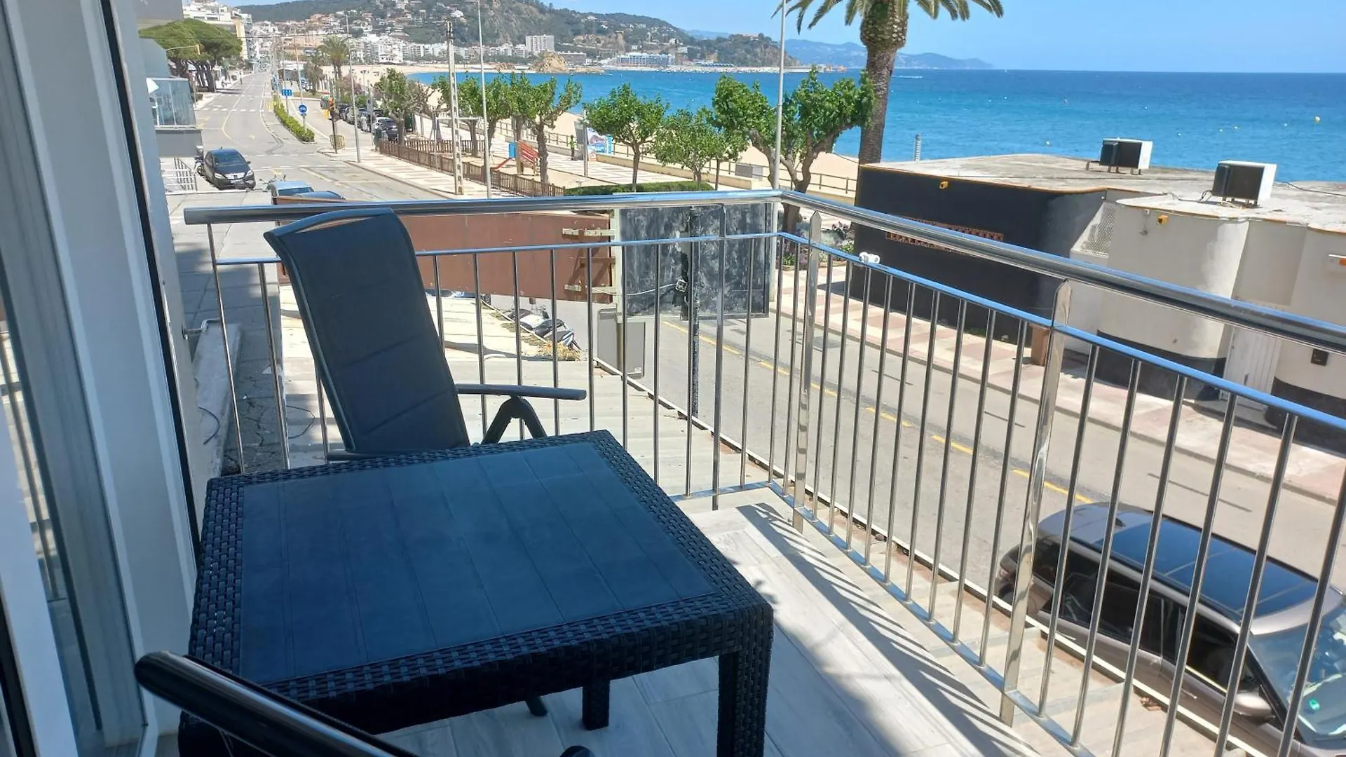 Estudio Con Impresionantes Vistas Al Mar Blanes
